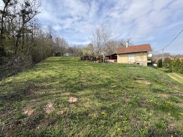 Eladó üdülő és hétvégi ház Homokkomárom 33 nm