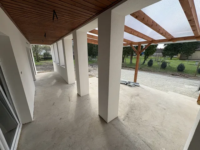 Eladó ház Eszteregnye 86 nm