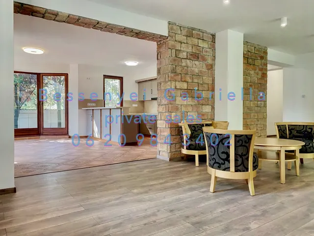 Eladó ház Debrecen, Nyulas városrész 295 nm