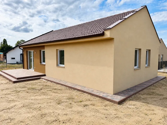 Eladó ház Vácrátót 102 nm