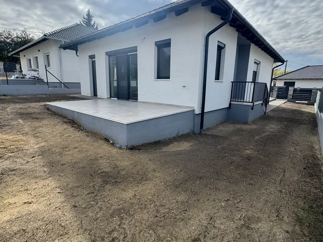 Eladó ház Őrbottyán 100 nm