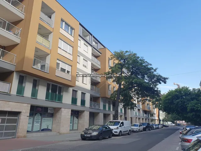 Eladó garázs Budapest XIII. kerület, Lőportárdűlő 11 nm