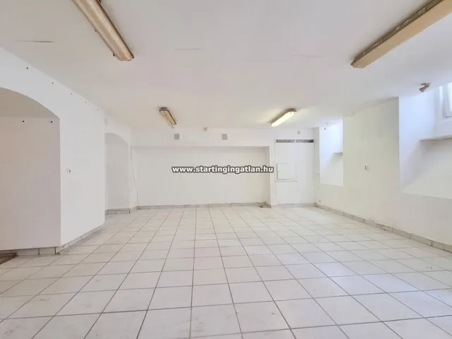 Eladó kereskedelmi és ipari ingatlan Budapest VII. kerület 73 nm