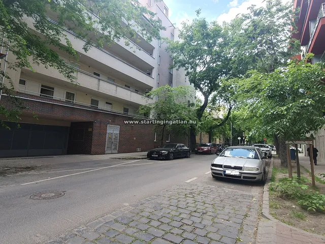 Eladó garázs Budapest XIII. kerület, Angyalföld 12 nm
