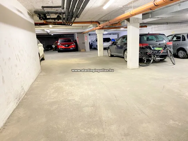 Eladó garázs Budapest XV. kerület, Rákospalota 12 nm