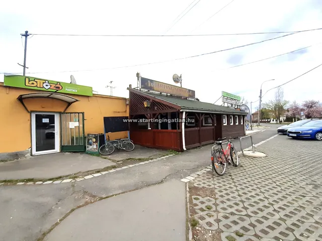 Eladó kereskedelmi és ipari ingatlan Budapest XVII. kerület, Madárdomb 68 nm