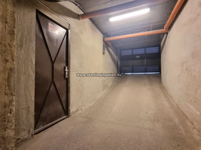 Eladó garázs Budapest VIII. kerület 15 nm