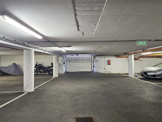 Eladó garázs Budapest IV. kerület 14 nm