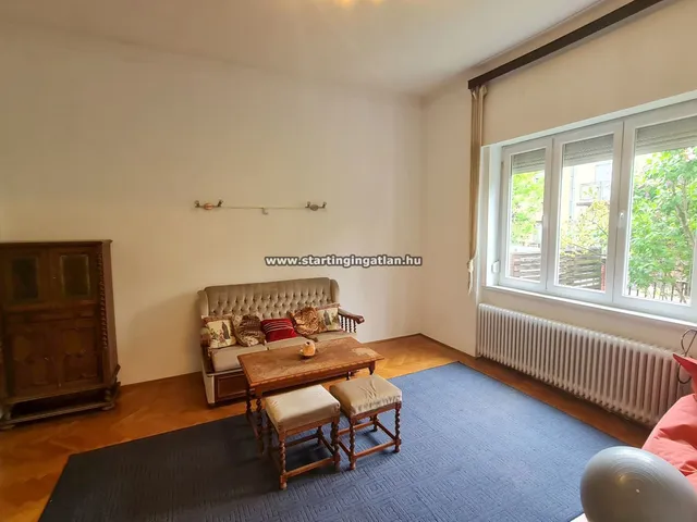 Kiadó kereskedelmi és ipari ingatlan Budapest XIV. kerület, Herminamező 100 nm