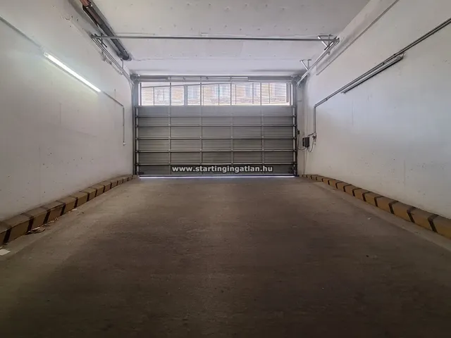 Eladó garázs Budapest VIII. kerület, Corvin negyed 30 nm
