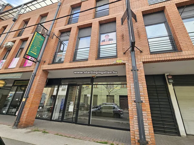Eladó kereskedelmi és ipari ingatlan Budapest IV. kerület 39 nm