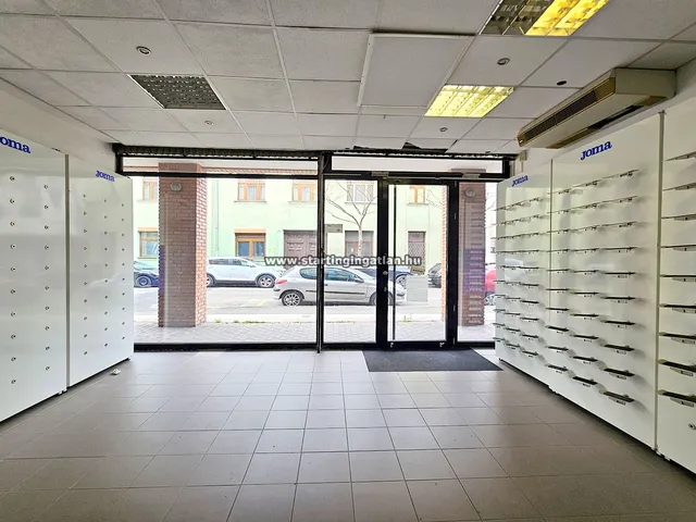 Eladó kereskedelmi és ipari ingatlan Budapest IV. kerület 39 nm