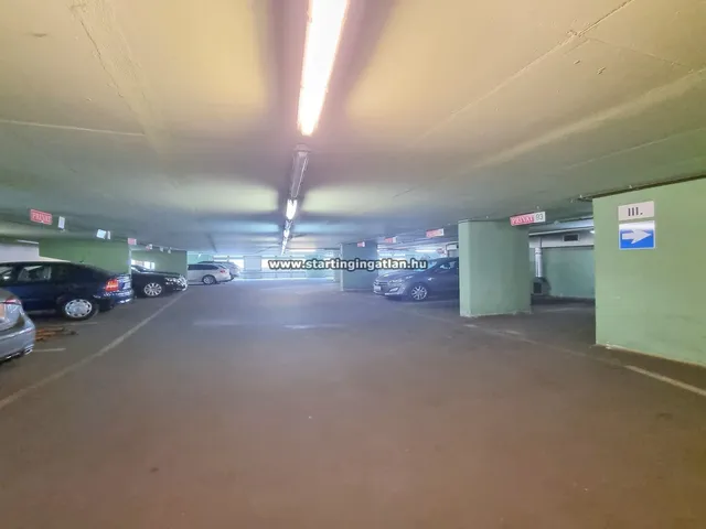 Eladó garázs Budapest VIII. kerület 9 nm