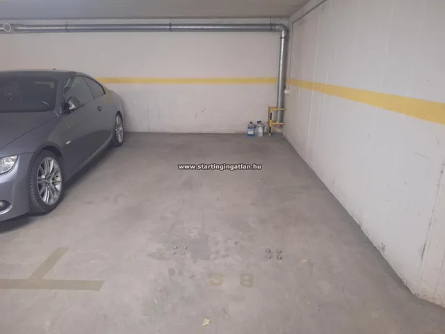Eladó garázs Budapest VIII. kerület 12 nm