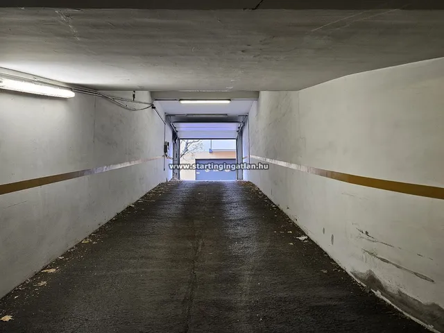 Eladó garázs Budapest IV. kerület 18 nm