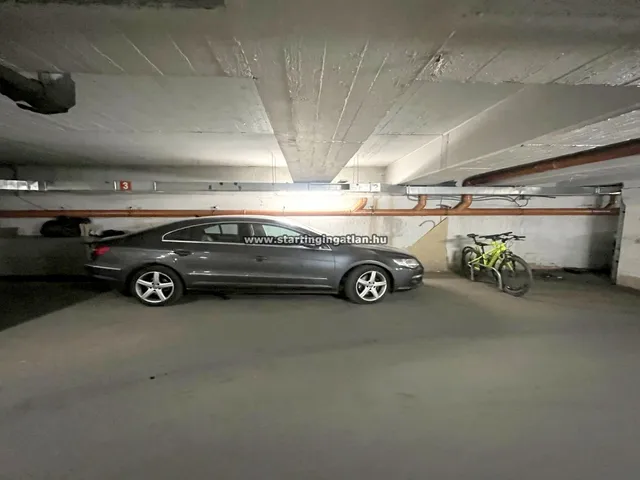 Eladó garázs Budapest XIII. kerület, Angyalföld 28 nm