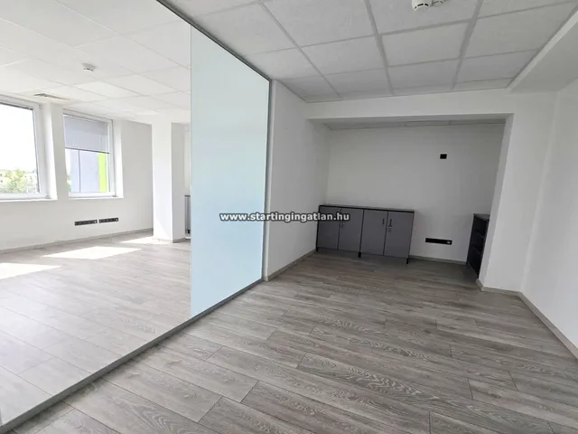 Kiadó kereskedelmi és ipari ingatlan Budapest X. kerület, Újhegy 350 nm
