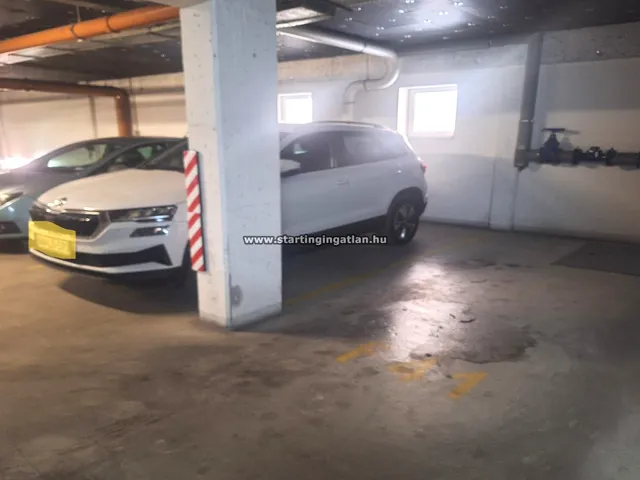 Eladó garázs Budapest VIII. kerület, Dugonics utca 12 nm