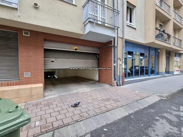 Eladó garázs Budapest IX. kerület, Rehabilitációs terület IX. ker. 12 nm