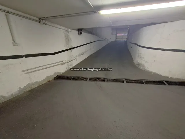Eladó garázs Budapest IX. kerület, Rehabilitációs terület IX. ker., Viola utca 10 nm