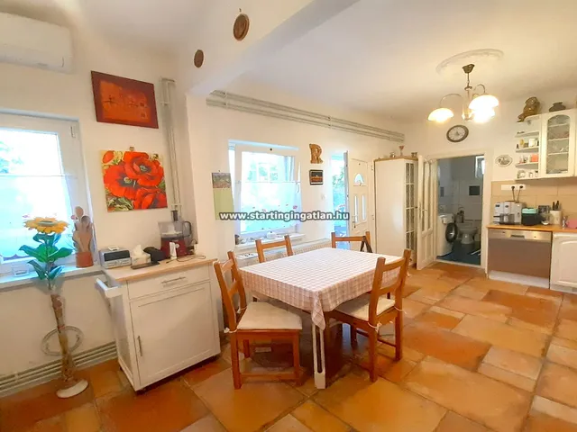 Eladó ház Budapest XVII. kerület, Rákoskeresztúr, Tápiószele utca 95 nm