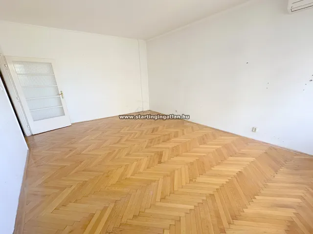 Eladó lakás Budapest VIII. kerület, II. János Pál pápa tér 55 nm