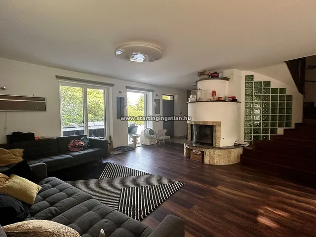 Eladó ház Budapest III. kerület, Testvérhegy, Kocsis Sándor út 175 nm