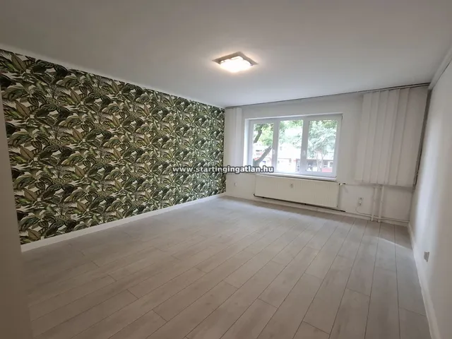 Kiadó kereskedelmi és ipari ingatlan Budapest XI. kerület, Kelenföld, Baranyai utca 30 nm