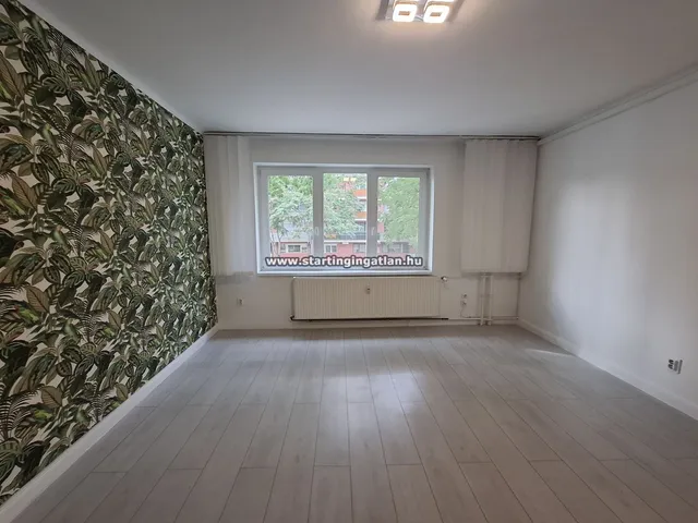 Kiadó kereskedelmi és ipari ingatlan Budapest XI. kerület, Kelenföld, Baranyai utca 30 nm