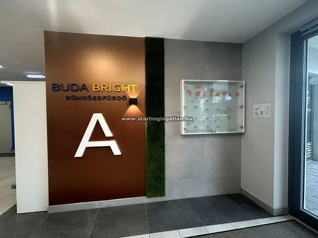 Eladó garázs Budapest III. kerület, Békásmegyer, Pünkösdfürdő utca 13 nm