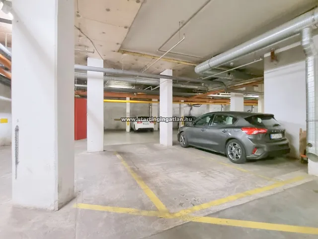 Eladó garázs Budapest VIII. kerület, Szerdahelyi utca 16 nm