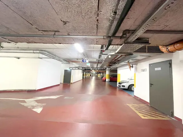 Eladó garázs Budapest XIII. kerület, Vizafogó, Révész utca 12 nm