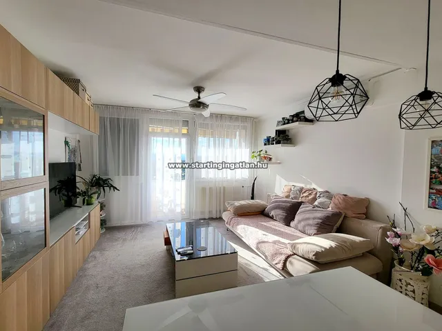 Eladó lakás Budapest XV. kerület, Újpalota, Drégelyvár utca 71 nm