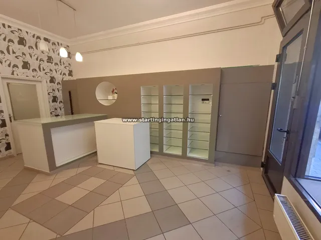 Kiadó kereskedelmi és ipari ingatlan Budapest XI. kerület, Kelenföld, Budafoki út 30 nm