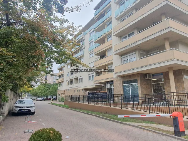 Eladó garázs Budapest XIII. kerület, Angyalföld 14 nm