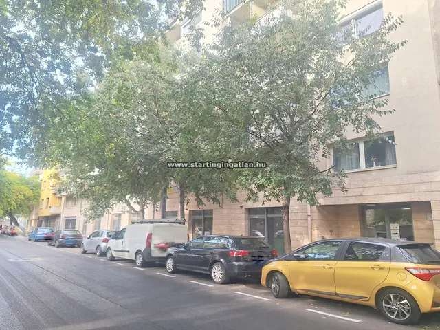 Eladó garázs Budapest VIII. kerület 12 nm