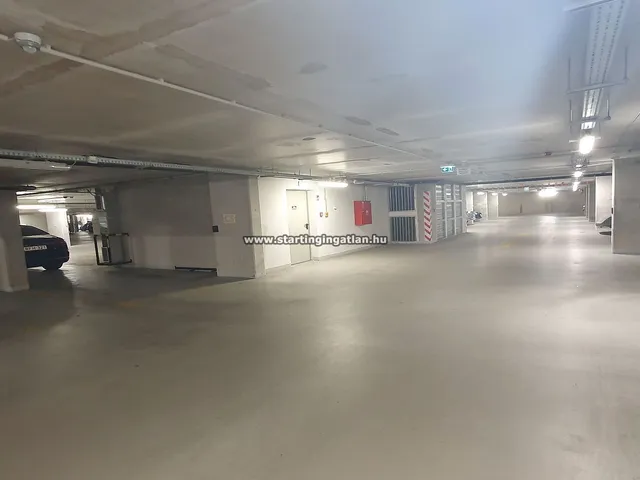 Eladó garázs Budapest XIII. kerület, Lőportárdűlő, Szabolcs utca 11 nm