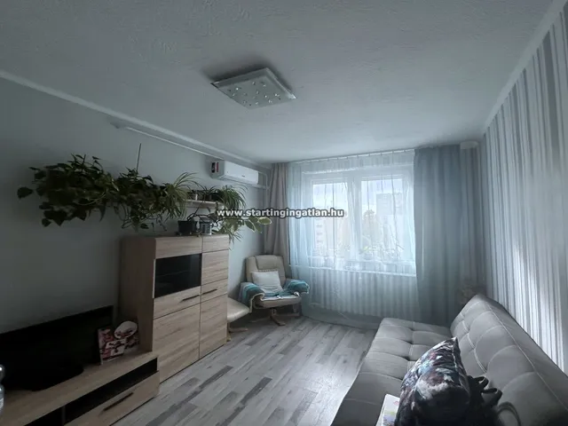 Eladó lakás Budapest III. kerület, Juhász Gyula utca 32 nm