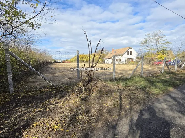 Eladó telek Budapest XVII. kerület, Rákoshegy, Katlan utca 2500 nm