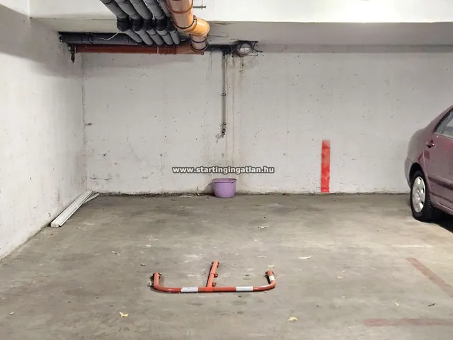 Eladó garázs Budapest IV. kerület, Istvántelek 12 nm