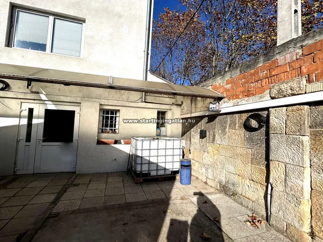 Kiadó kereskedelmi és ipari ingatlan Budapest IV. kerület, Újpest 160 nm