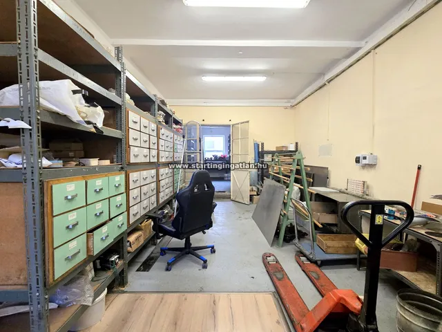 Kiadó kereskedelmi és ipari ingatlan Budapest X. kerület, Óhegy, Cserkesz utca 160 nm