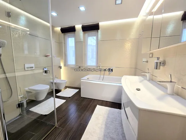 Kiadó lakás Budapest XI. kerület, Hosszúrét, Rétalja lejtő 123 nm