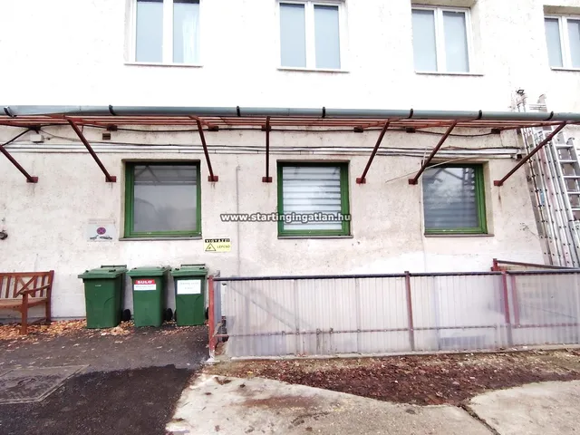 Eladó kereskedelmi és ipari ingatlan Budapest IX. kerület, Gubacsidűlő 63 nm