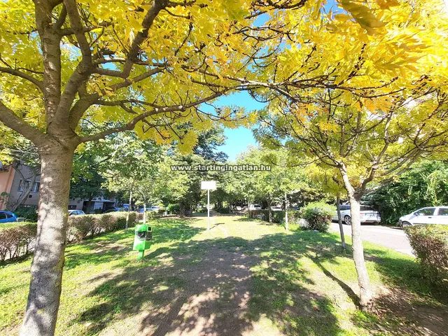 Eladó kereskedelmi és ipari ingatlan Budapest XIV. kerület, Herminamező 25 nm