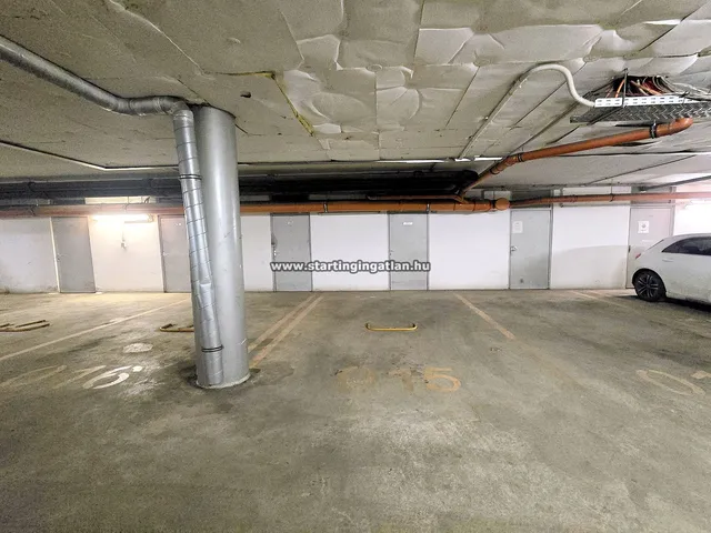 Eladó garázs Budapest IX. kerület, Rehabilitációs terület IX. ker., Márton utca 13 nm