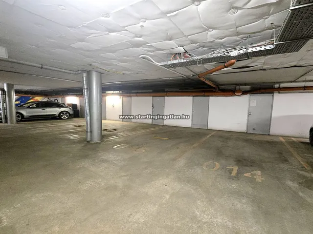 Eladó garázs Budapest IX. kerület, Rehabilitációs terület IX. ker., Márton utca 13 nm