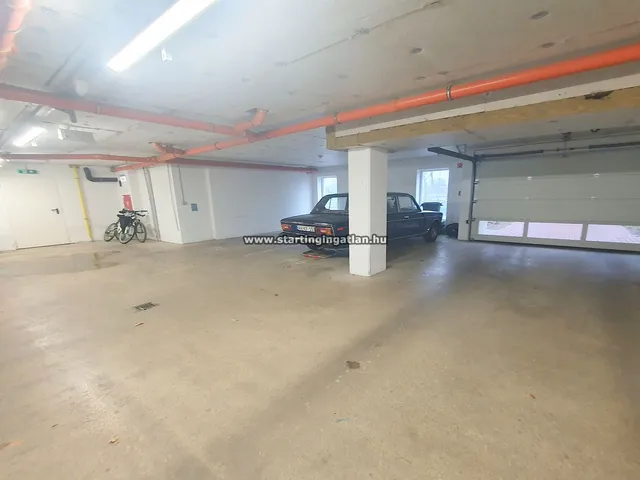 Eladó garázs Budapest XIII. kerület, Angyalföld, Tatai utca 12 nm