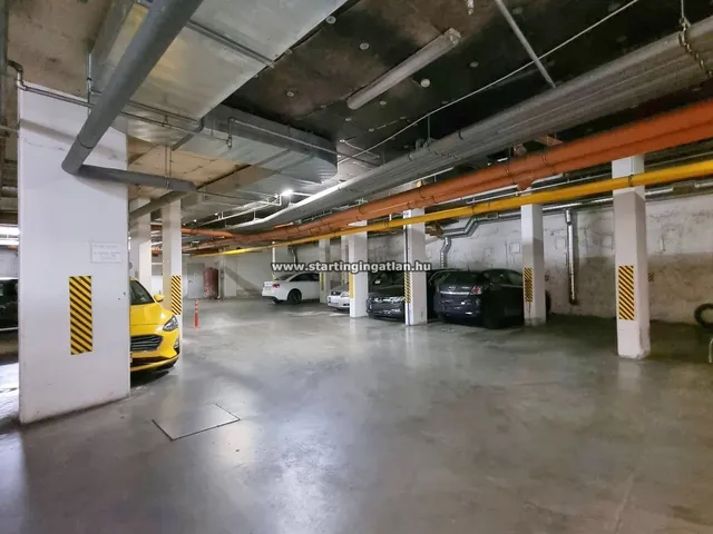 Eladó garázs Budapest VIII. kerület 11 nm