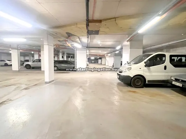 Eladó garázs Budapest XIII. kerület, Angyalföld, Dévai utca 14 nm